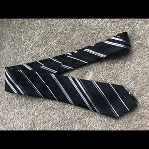 Kenneth Cole black white striped tie